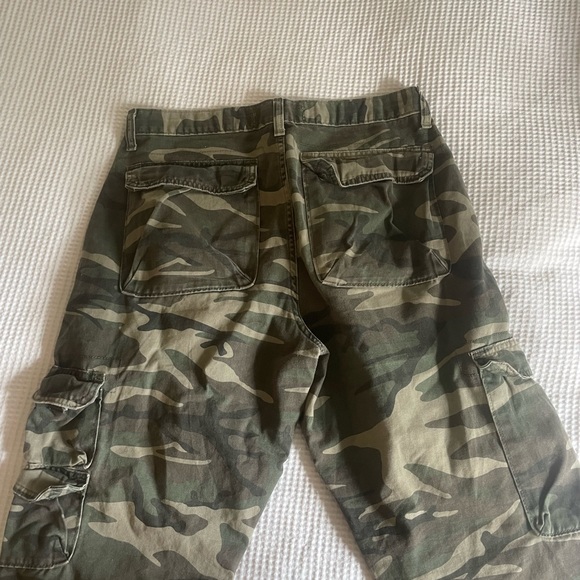 Camo cargo pants size 32 - Picture 3 of 3